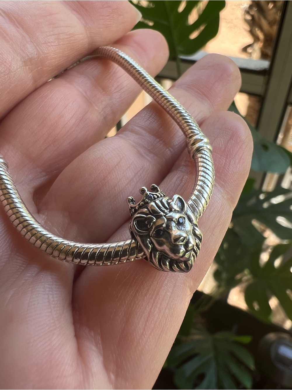 Lion Charm - Picture 3 of 7